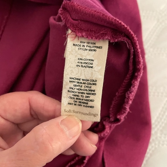 Soft Surroundings Superla Stretch Shorts Raspberry Bermuda  Womens Size XLarge - Picture 3 of 7